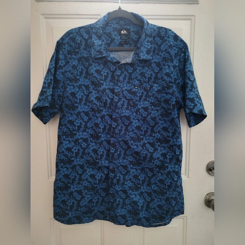 Quiksilver Men's Blue Button Up